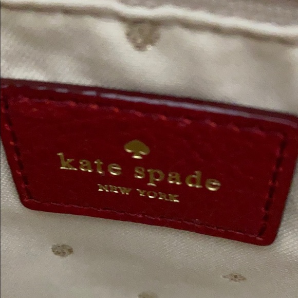 Kate Spade red quilted handbag w/ dust bag. - Picture 4 of 5